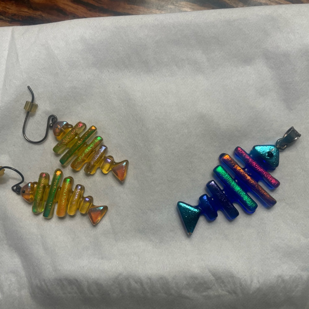 Dichroic fused glass Fish bones earrings and pendant set